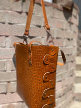 Load image into Gallery viewer, Shiny Caramel Croc Embossed Open Top Crossbody Tote
