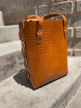 Load image into Gallery viewer, Shiny Caramel Croc Embossed Open Top Crossbody Tote
