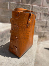 Load image into Gallery viewer, Shiny Caramel Croc Embossed Open Top Crossbody Tote
