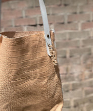 Load image into Gallery viewer, Veg Tan Embossed Crossbody Bag With White Strap
