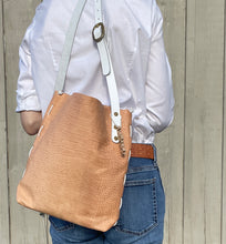 Load image into Gallery viewer, Veg Tan Embossed Crossbody Bag
